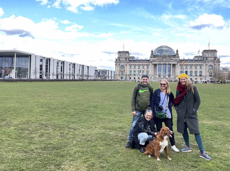 Berlin Private Tour - Tour around Reichstag