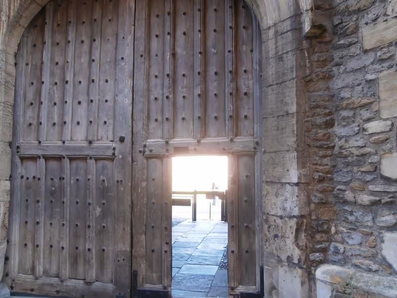 Cambridge Private Tour - From the dark to the light!