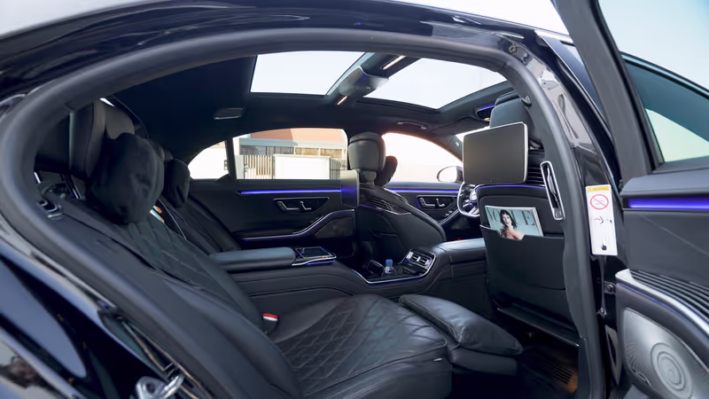 Prague Private Tour - Mercedes S-class interior