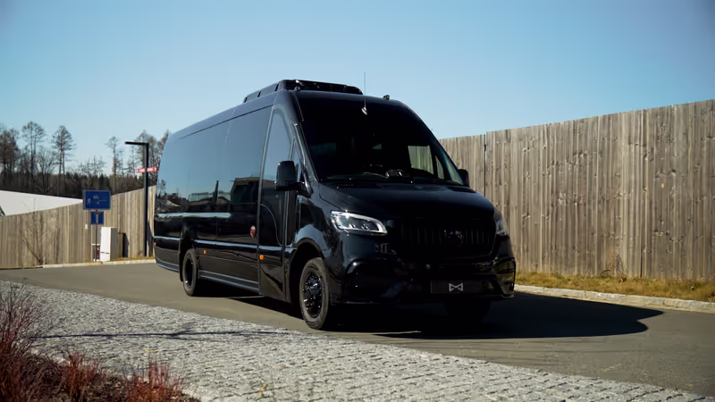 Prague Private Tour - Mercedes Sprinter XL (up to 19 pax)