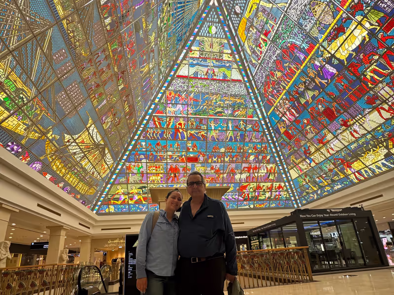 Dubai Private Tour - Pyramid inspired mall