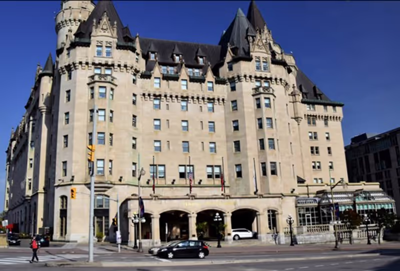 Ottawa Private Tour - Fairmont Chateau Laurier