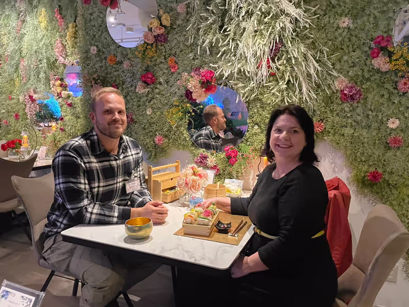 Kanagawa Private Tour - Sushi making experience with a customer