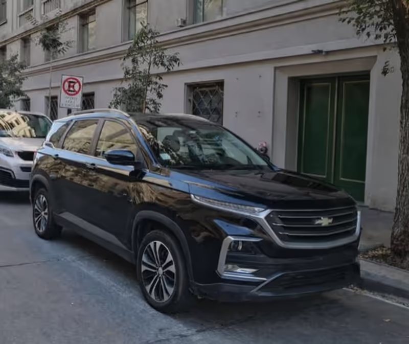 Santiago Private Tour - Chevrolet Captiva 2023