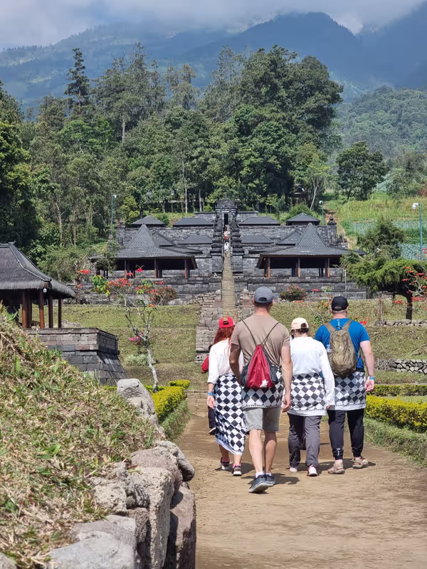 Central Java Private Tour - 15th century temple
