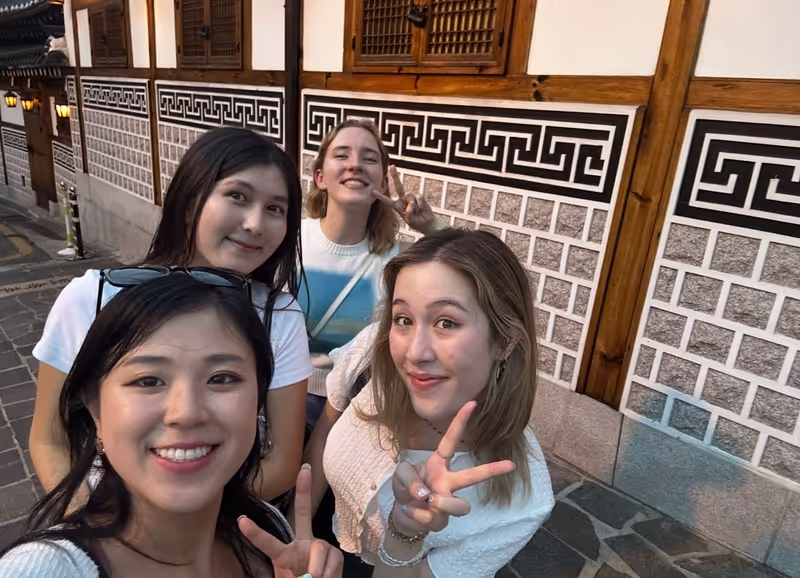 Seoul Private Tour - Bukchon Village Tour
