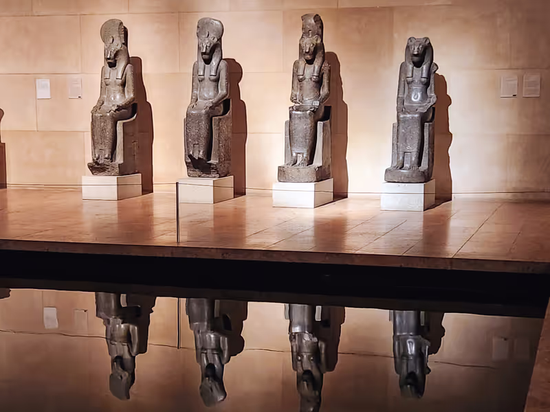 New York Private Tour - Statues of the Goddess Sakhmet, Egyptian Art
