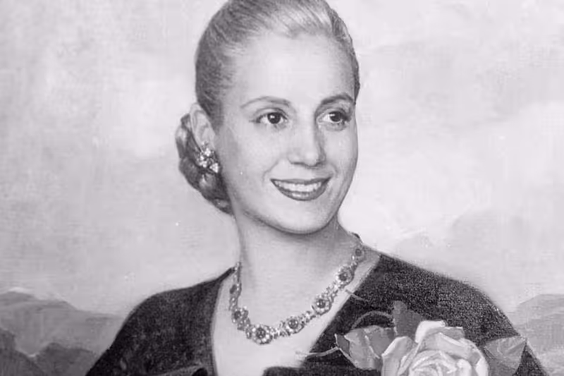 Buenos Aires Private Tour - Evita´s portrait