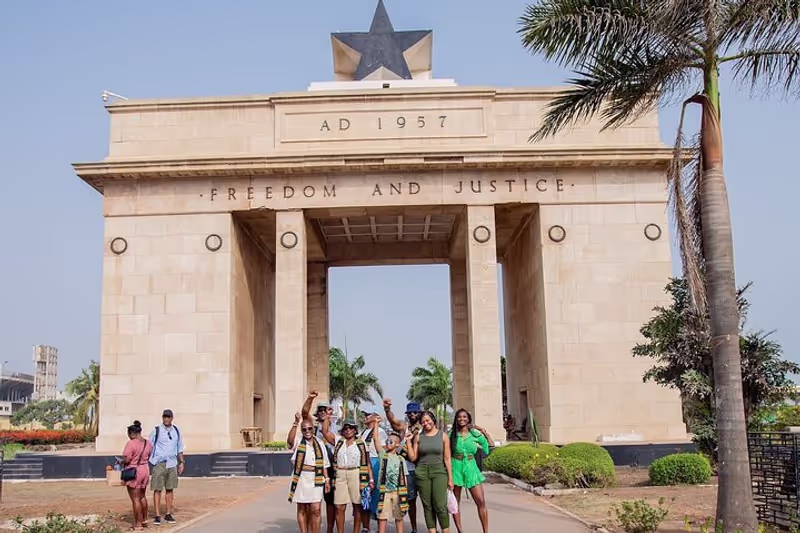 Accra Private Tour - Black Star Square
