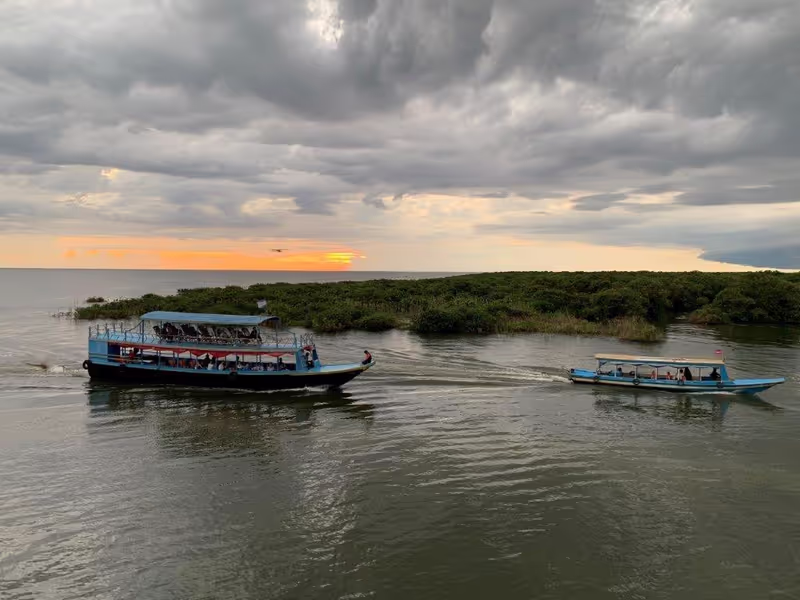 Siem Reap Private Tour - Sunset view from the rooftop of the cruise