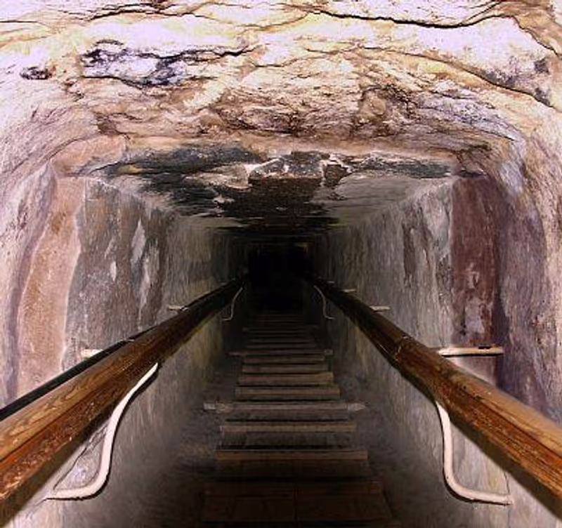Giza Private Tour - Inside A Pyramid