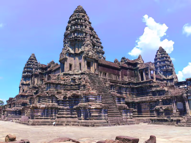 Siem Reap Private Tour - A Major Angkor Wat Temple 