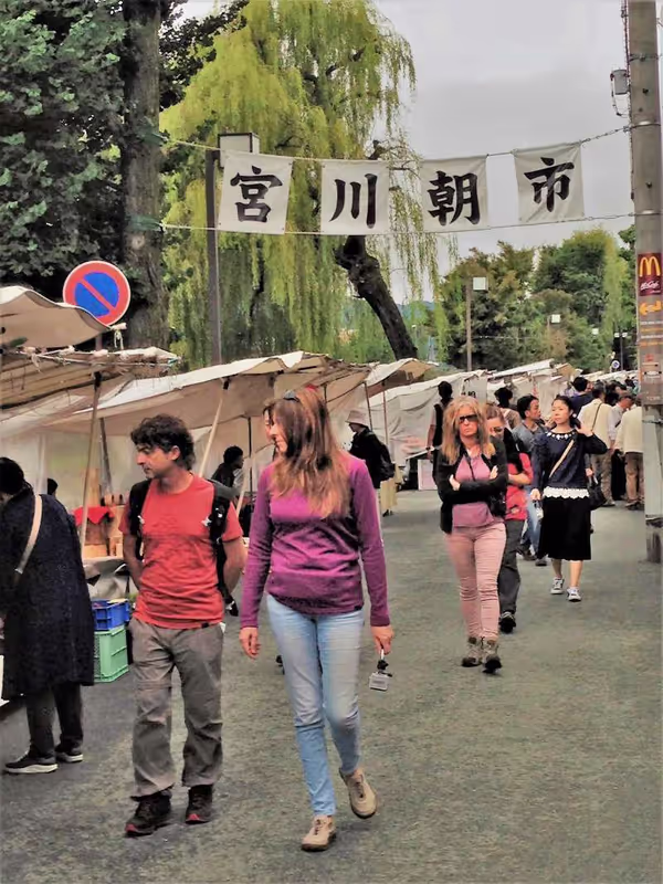 Gifu Private Tour - The Morning Market along the Miyagawa River attracts many tourists throughout the year.