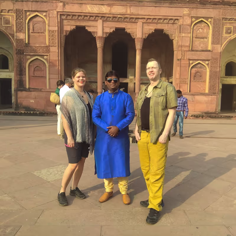 Delhi Private Tour - With Our Happy Guest