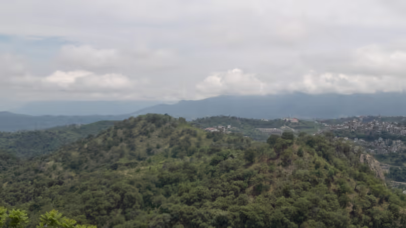 Mexico City Private Tour - Queretaro road