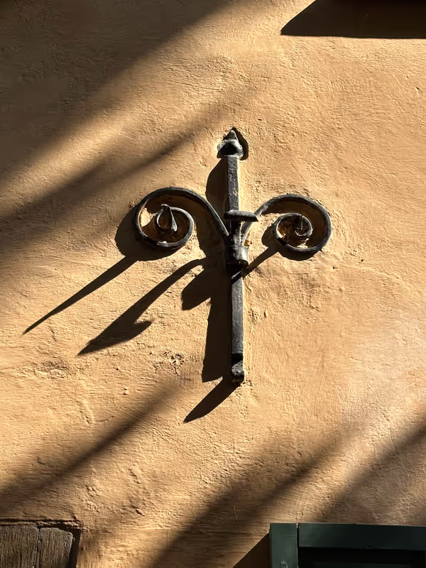 Stockholm Private Tour - Old Town is full of beautiful anchor ends and other beautiful decorations and plaques. You will hear all about it during our walk