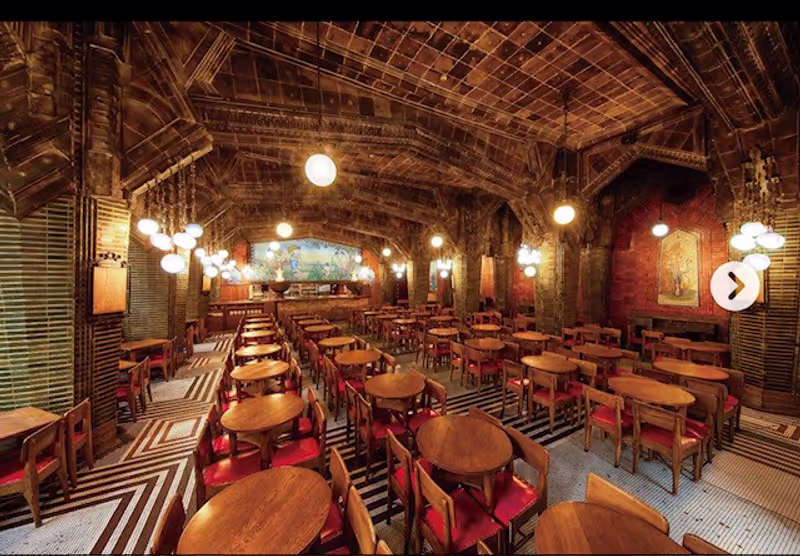 Tokyo Private Tour - One of Beer halls in Ginza which retains the atmosphere of early 1930's (Early Showa period)