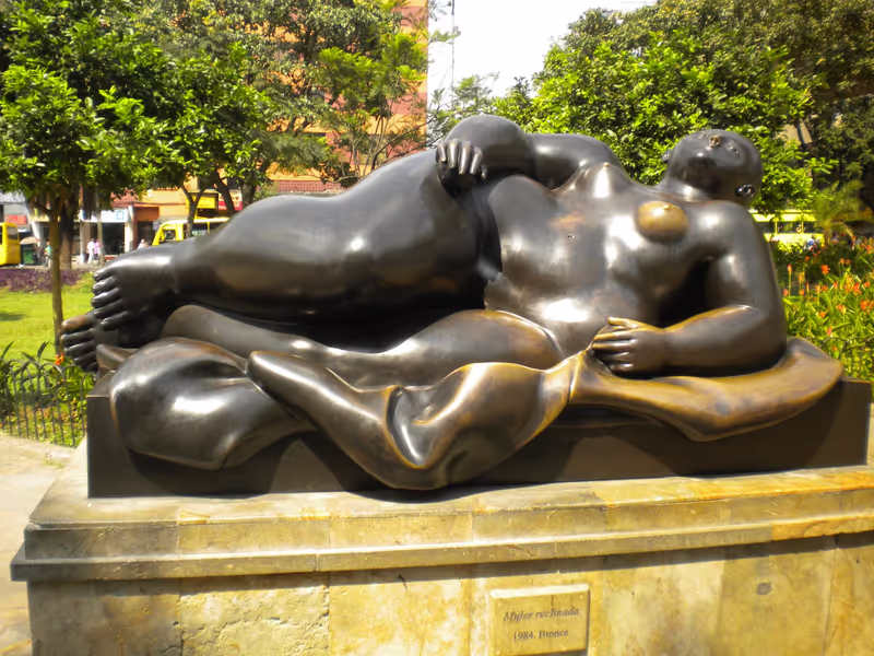 Medellin Private Tour - Botero
