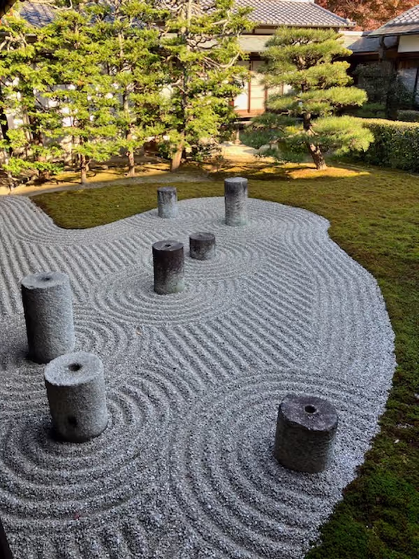Kyoto Private Tour - Tofukuji Japanese Garden (Triodes Design Column Stones)