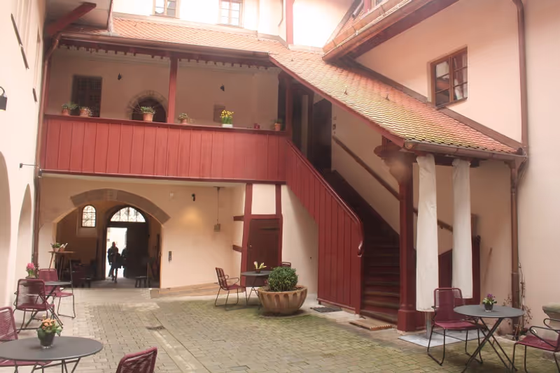 Nuremberg Private Tour - Nuremberg, court of the protestant minister