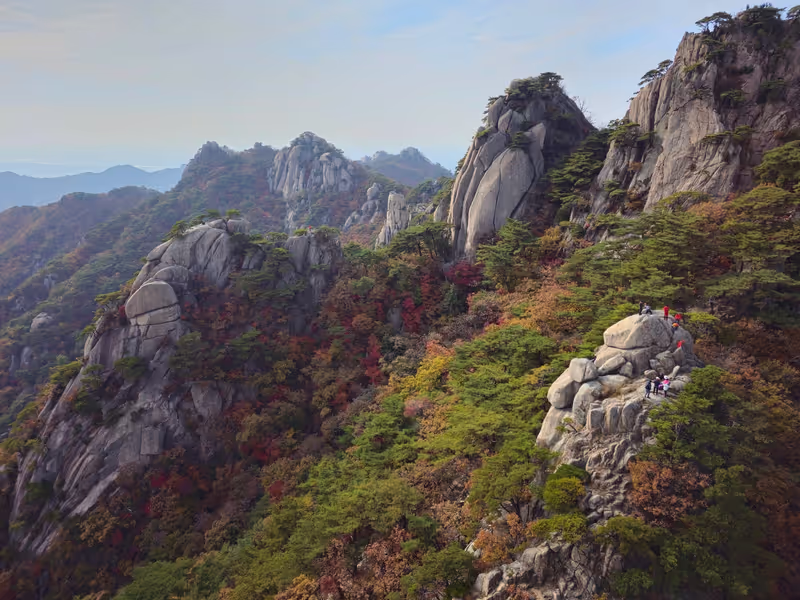 Seoul Private Tour - Mt. Dobong & Sapaesan