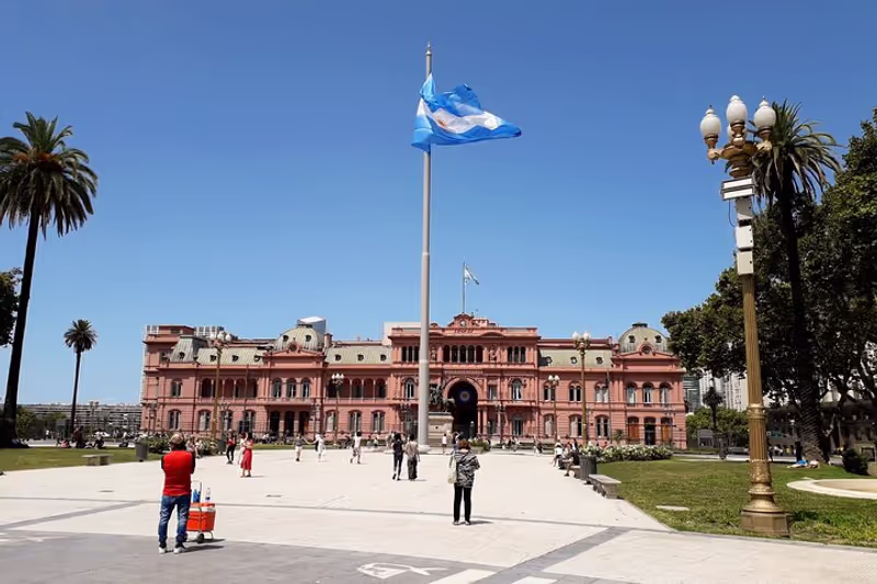 Buenos Aires Private Tour - May Square: Where history resonates