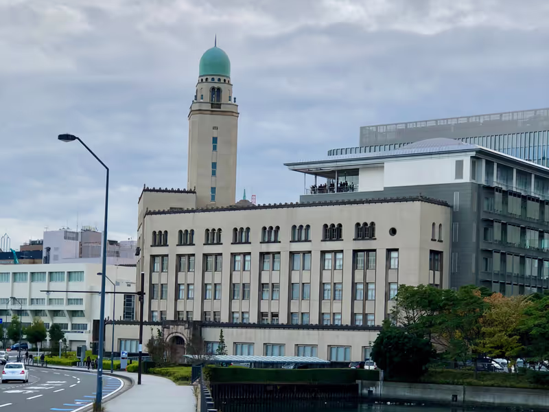 Yokohama Private Tour - Yokohama Customs  called as "Queen's Tower"