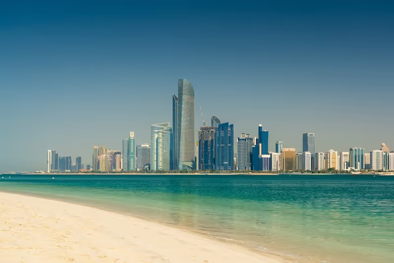 Abu Dhabi Private Tour - Cornich day view