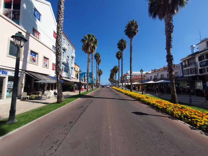 Lisbon Private Tour - Historic Centre of Cascais