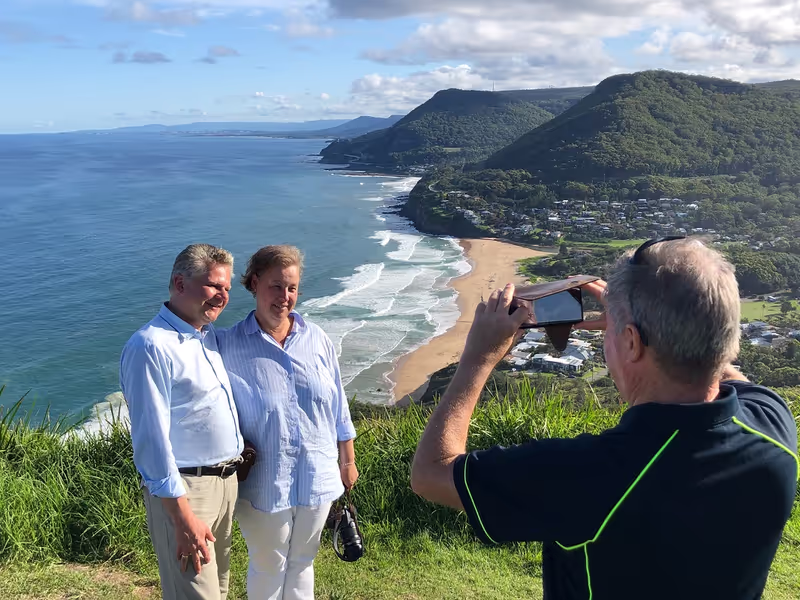 Sydney Private Tour - Bald Hill Views over sea Cliff Bridge