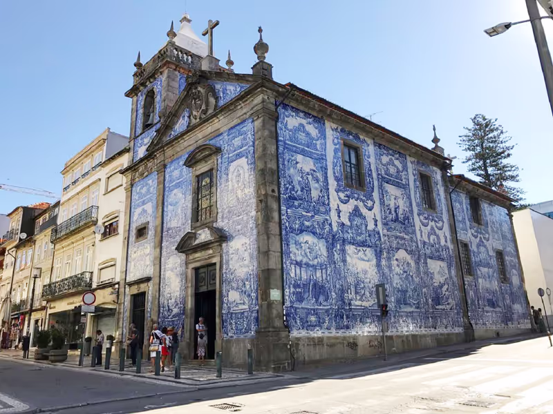 Lisbon Private Tour - Souls chapel