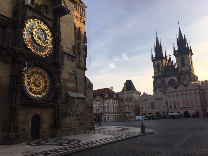 Prague Private Tour - Astronomical Clock