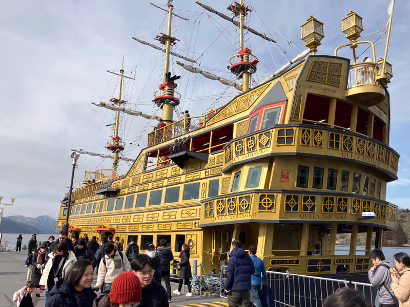 Tokyo Private Tour - Pirate ship