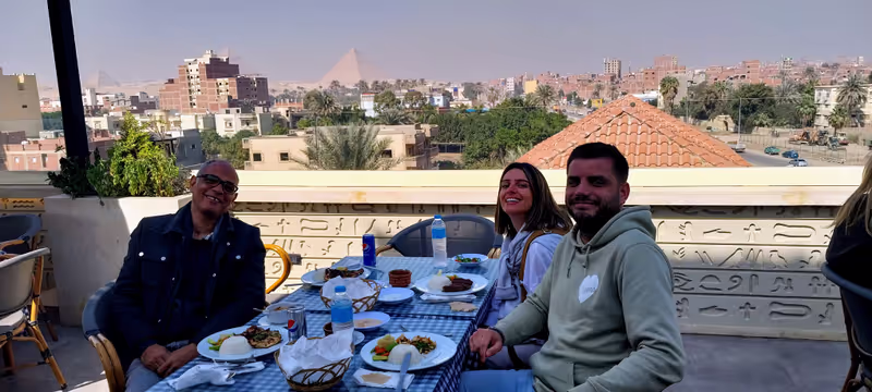 Cairo Private Tour - Lunch Restaurant - Giza Pyramids Background