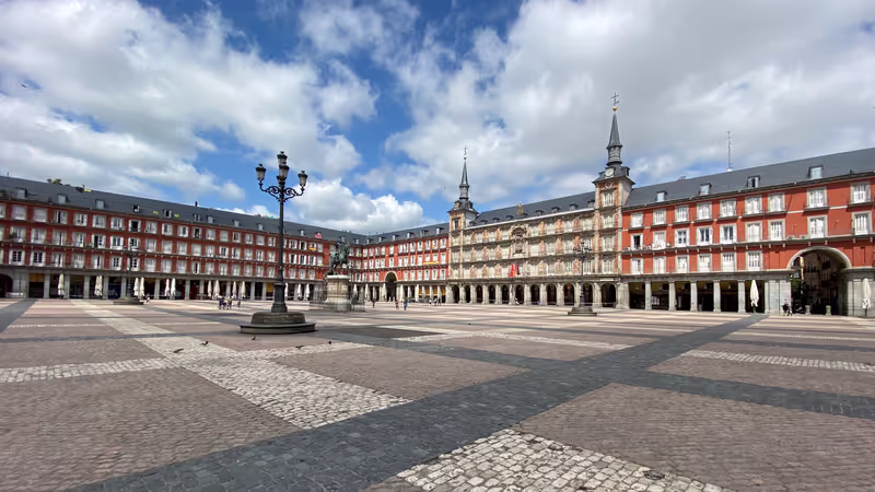 Madrid Private Tour - Plaza Mayor