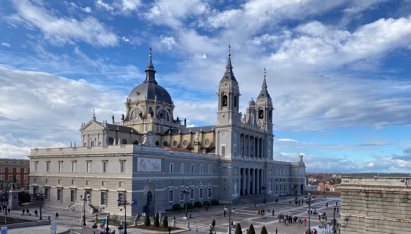 Madrid Private Tour - Cathedral
