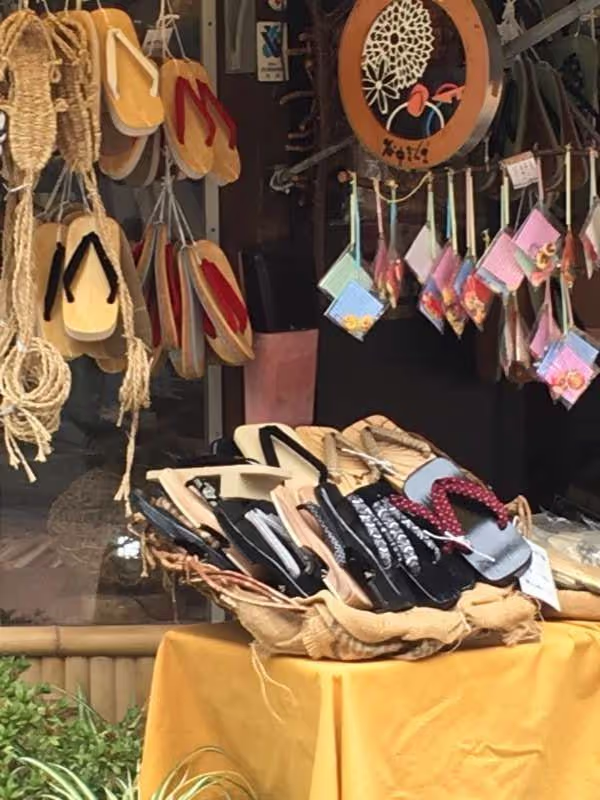 Tokyo Private Tour - Japanese wooden clogs shop