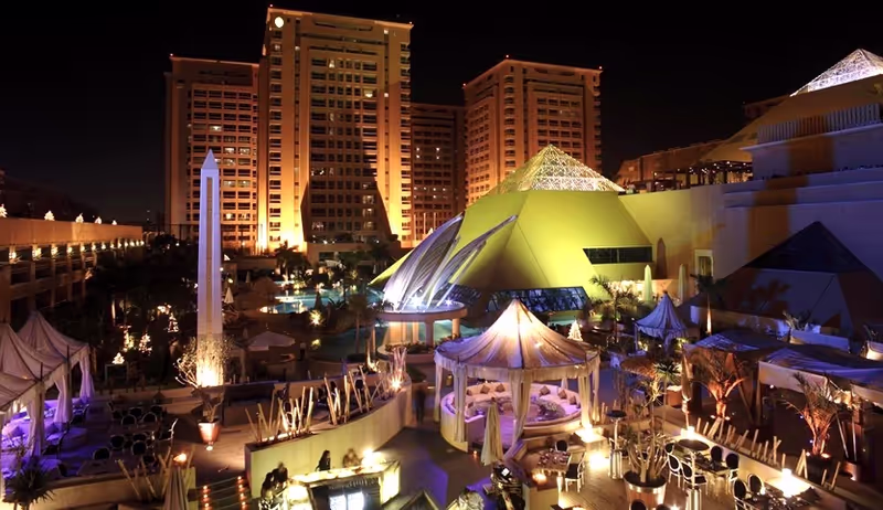 Cairo Private Tour - mall restaurants