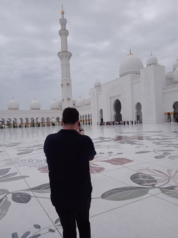 Abu Dhabi Private Tour - Sheikh Zayed Grand Mosque