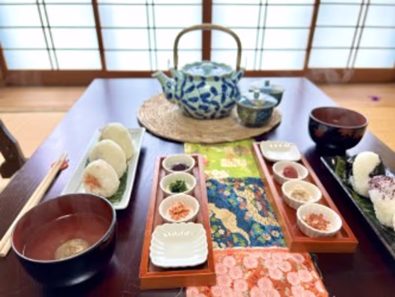 Hiroshima Private Tour - Lunch
