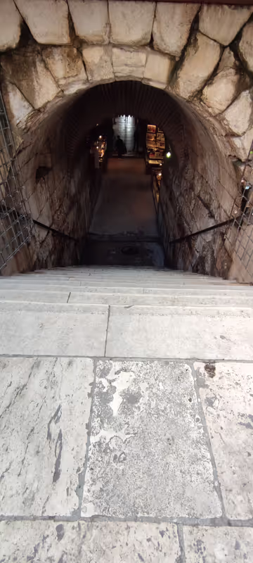 Split Private Tour - Entrance to the Cellars of the Palace