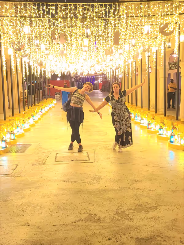 Dubai Private Tour - Mina Bazar