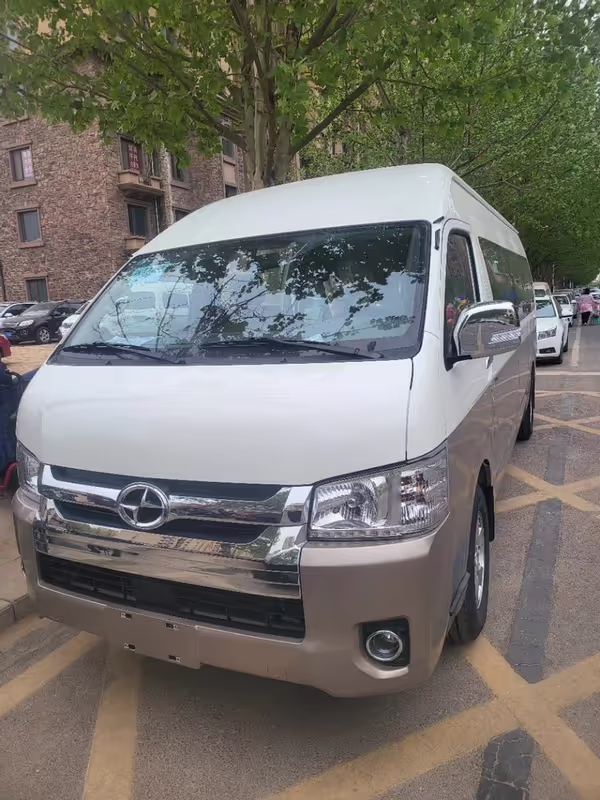 Lome Private Tour - VAN (up to 7 passengers)