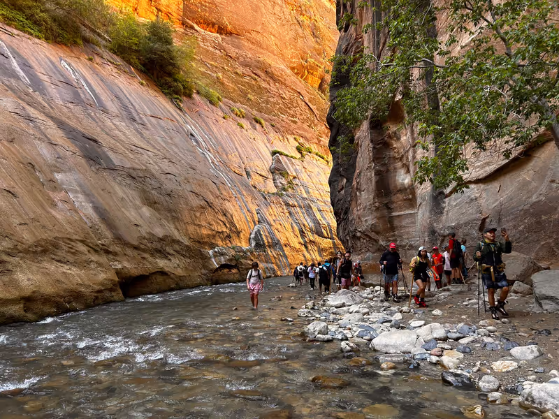 Utah Private Tour - The best hike in Zion in the summer!