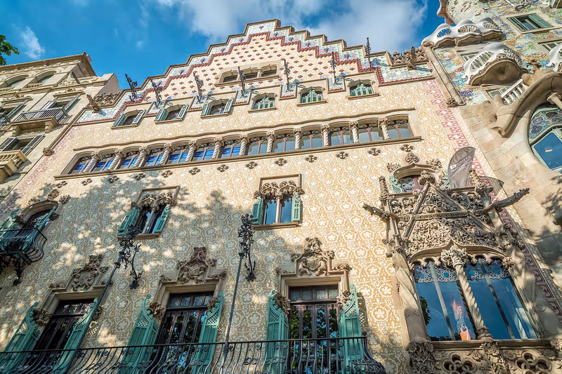 Barcelona Private Tour - Casa House Amatller