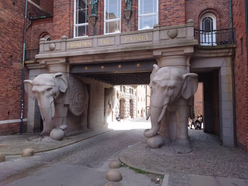 Copenhagen Private Tour - The elephant gate in The Carlsberg City