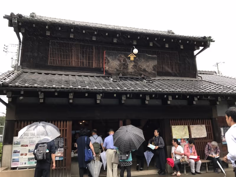 Tokyo Private Tour - Remains of sake store at Yanaka