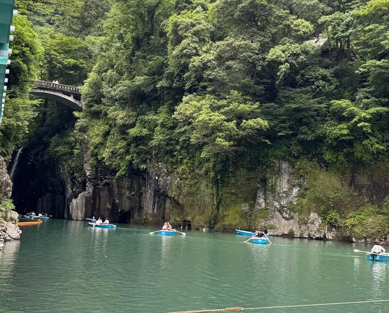 Fukuoka Private Tour - Rental boats at Manai Falls (reservation required)