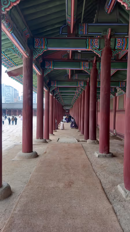 Seoul Private Tour - Hall way at Gyeongbokgung palace