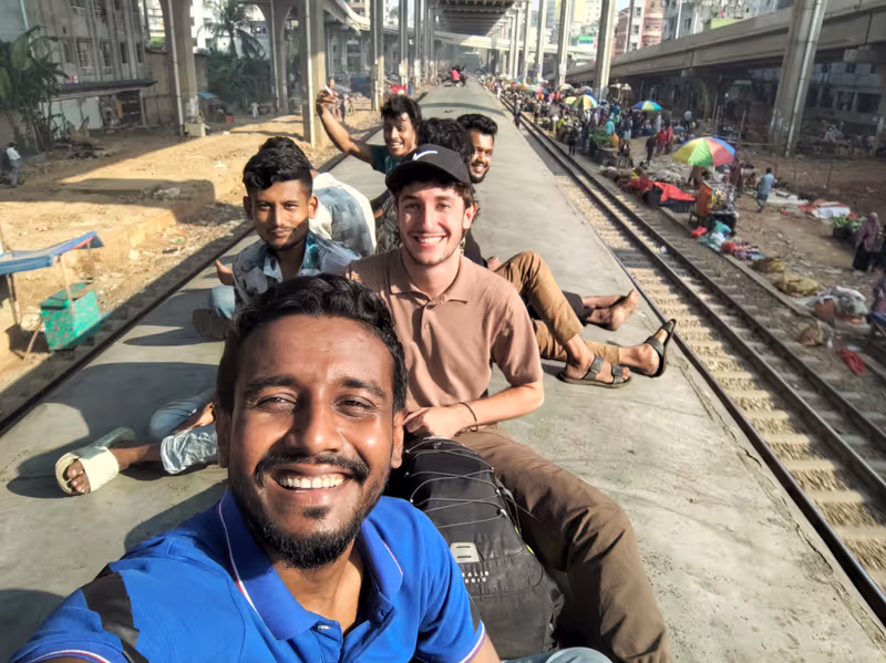 Dhaka Private Tour - roof of the train